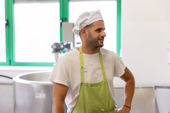 IMG-6429f616b605d00b2f08d7e6cccf6486-V