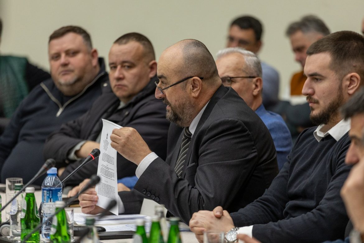 IMG-5c951fcf94e5789ddb731b18c32b589e-V