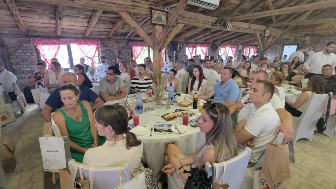 lubenice mini slatka mala agrarno leto kac savetovanje (8)